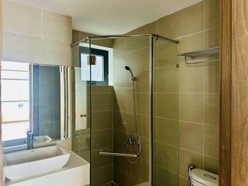 Cho thuê căn 3pn+2wc full nội thất bao phí quản lý  view trực diện bitexco và landmark 81