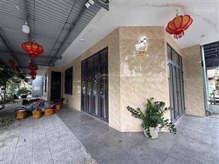 Bán nhà 4 tầng lô gíc cực đẹp tại bầu vàng 4 liên chiểu