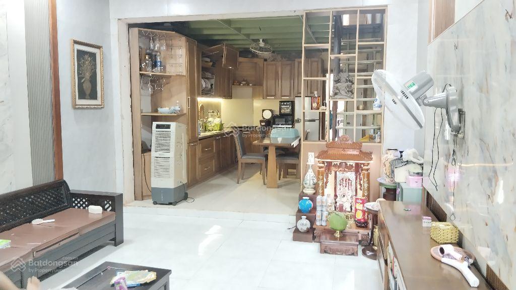 Bán nhà mặt tiền sân vườn  nam cao giá nhỉnh 4. x tỷ