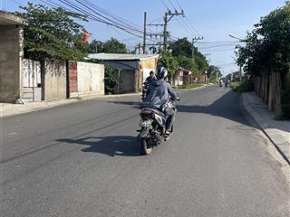 Bán nhà mặt tiền sân vườn  nam cao giá nhỉnh 4. x tỷ