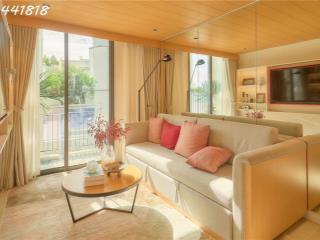 Cho thuê căn hộ 1PN + 1 Sun Urban City Hà Nam 45m² thiết kế thông tầng, view hồ đẹp, full