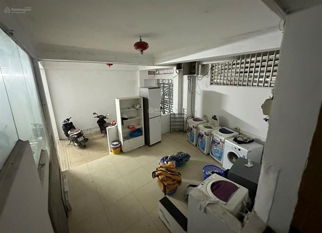 Phòng khép kín 25m2 giá mềm, nhận xe điện, an ninh khu trung tâm, đủ nt, tiện ích, 4tr