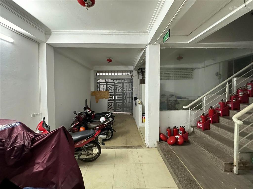 Phòng khép kín 25m2 giá mềm, nhận xe điện, an ninh khu trung tâm, đủ nt, tiện ích, 4tr