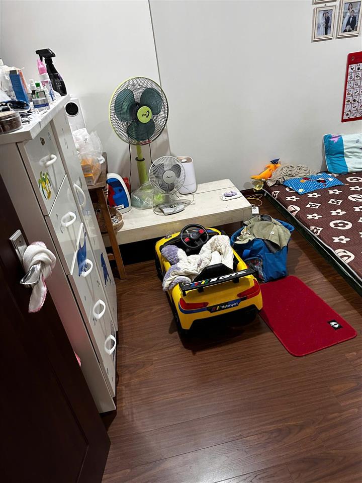 Bán căn hộ tầng trung hanoi homeland thượng thanh,dt59m2, 2ngủ,2vs, sđcc. giá 4,9 tỷ.  0972 858 ***