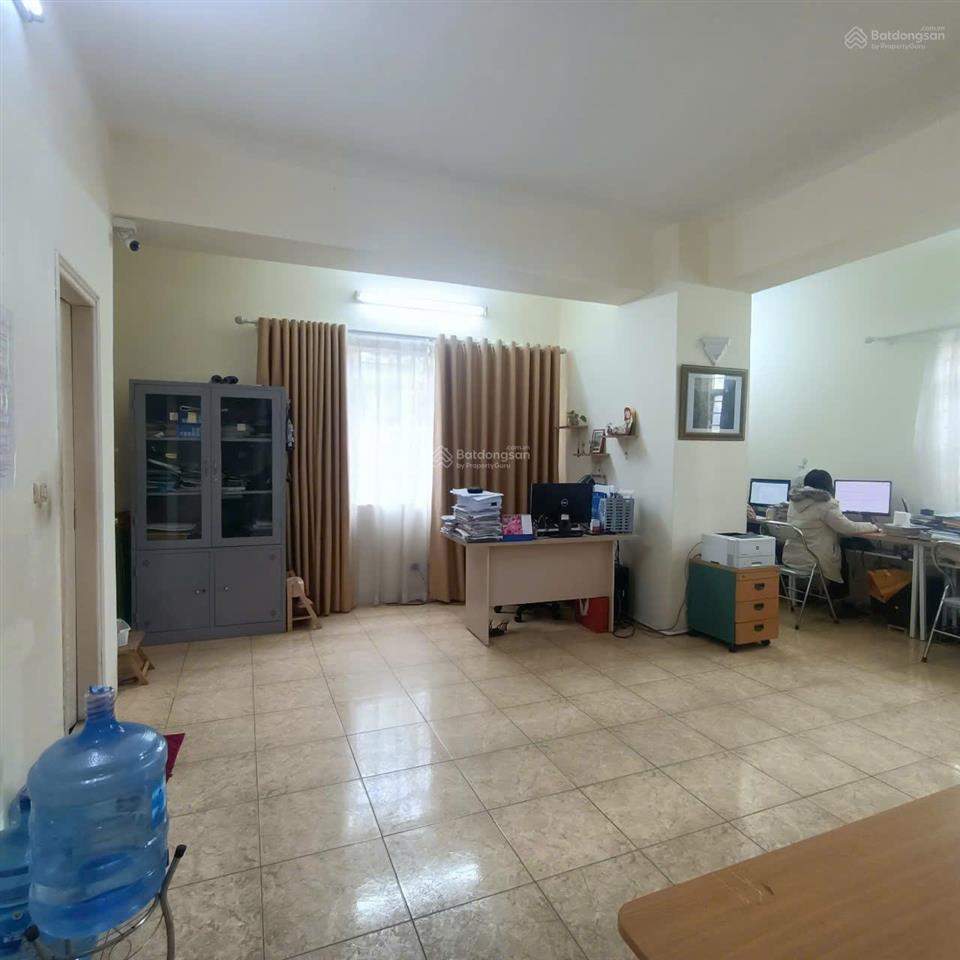 Bán căn góc 3 mặt thoáng tầng thấp, 4 phòng ngủ, dt 157m2 toà nhà a5 kđt đại kim, hoàng mai. 8,4 tỷ