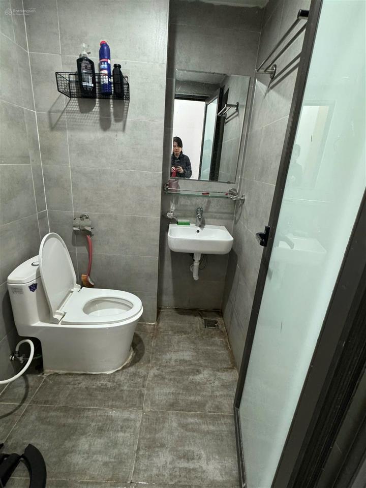 Bán chdv tại 192 đường kim giang, định công, dt 66m2, 7 tầng, 21 phòng ngủ khép kín, dòng tiền tốt