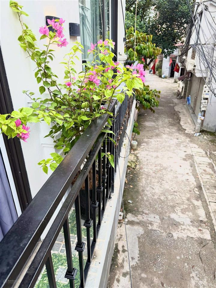 Bán nhà la nội, dương nội, ôtô đỗ cửa, dt33m2/35m2, 5 tầng, 3 ngủ, nội thất đầy đủ,  0972 858 ***.