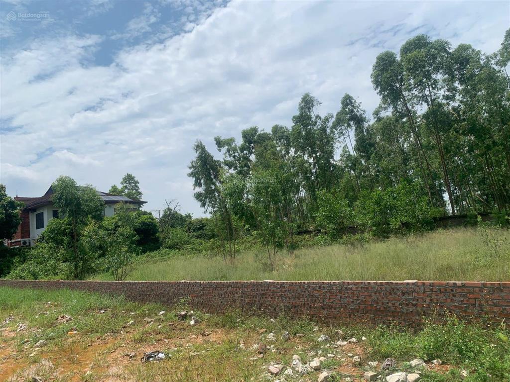 Lô đất view đối diện hồ đại lải dt 1000m2, mặt tiền 25m tại p.xuân hoà, vĩnh phúc sđcc, giá 