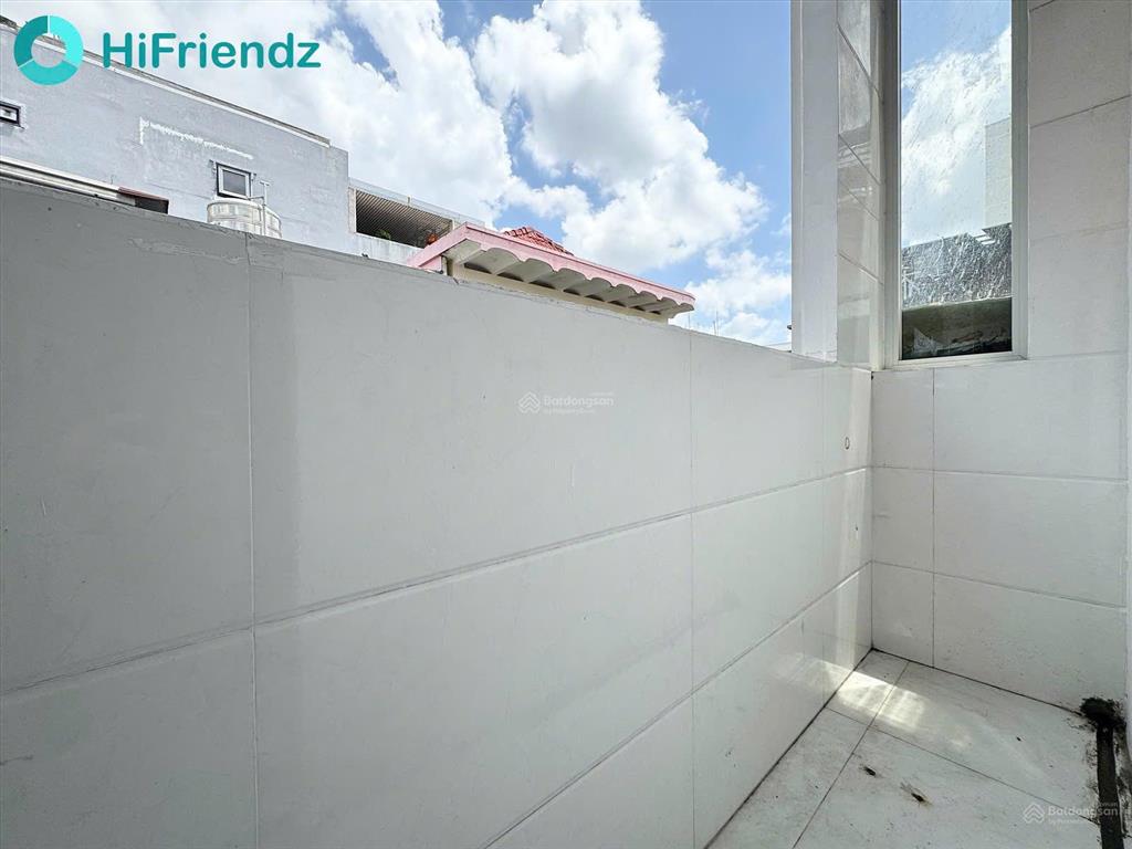 Duplex full nt mới 100% có ban công, lối đi riêng ngay trung tâm q10
