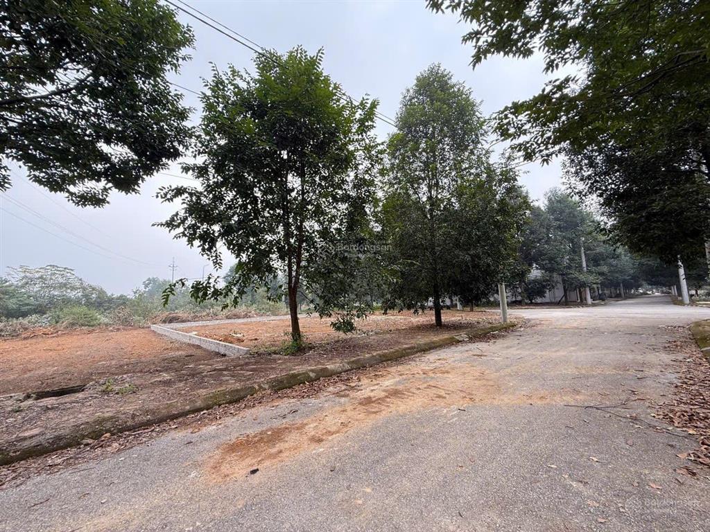 Chủ cần thanh khoản nhanh lô 100m2 tdc dh quốc gia. mt 6,67m giá 5,4 tỉ có thương lượng