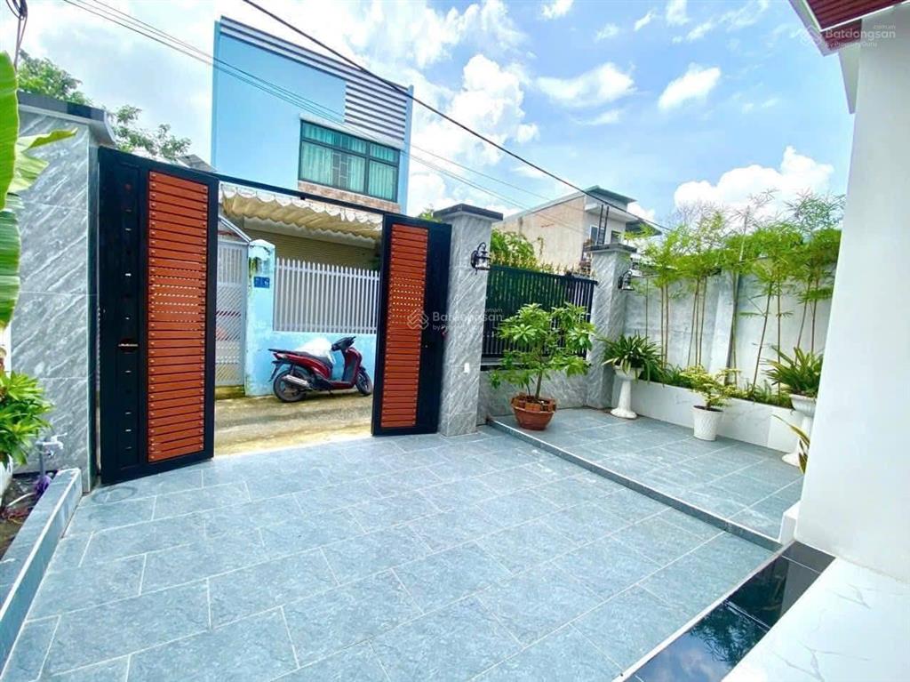 Bán biệt thự mini shr gần chợ hóc môn, dt 7.6 x 16m