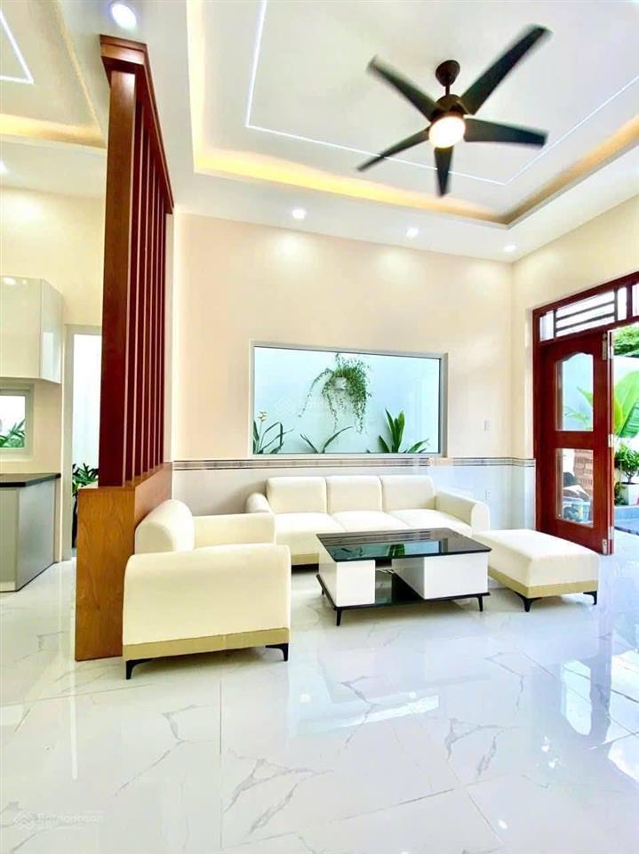 Bán biệt thự mini shr gần chợ hóc môn, dt 7.6 x 16m