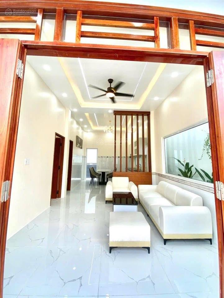 Bán biệt thự mini shr gần chợ hóc môn, dt 7.6 x 16m