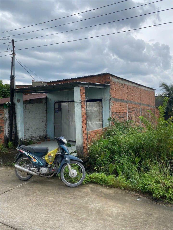 Bán gấp nhà trả nợ tết shr 4x19, đường bê tông 6m thông