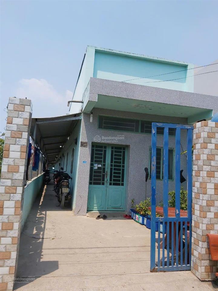 Bán nhà trọ rộng 250m2, full thổ cư, có sẵn thu nhập