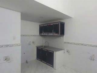 Bán nhà giá rẻ kế chợ xuân thới thượng 490 triệu, kế bên mặt tiền đường lớn 10 bước chân tới