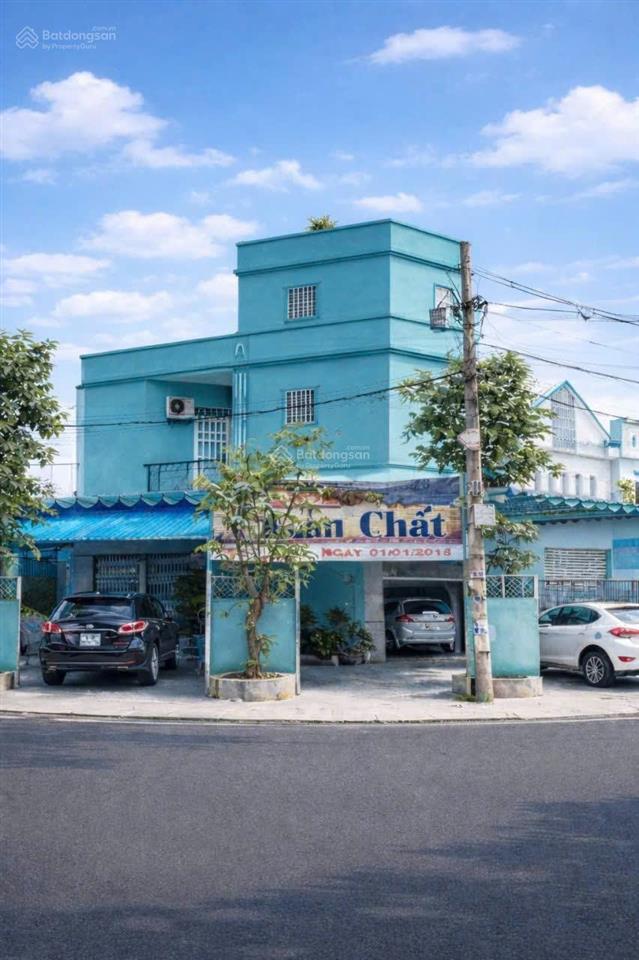 Bán nhà góc 2 mặt tiền kinh doanh quán cafe ở hóc môn