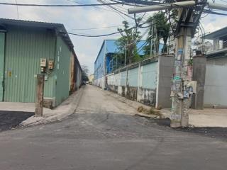 Bán xưởng mặt tiền đường 1b, lô góc 2mt vị trí rất đẹp 2636m2, gần full thổ cư