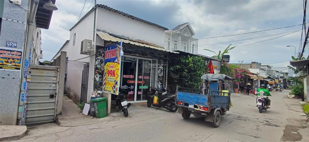 Bán dãy phòng trọ và kiot mặt tiền kinh doanh đường đoàn thị lượng 5x36, ngay chợ ấp 1