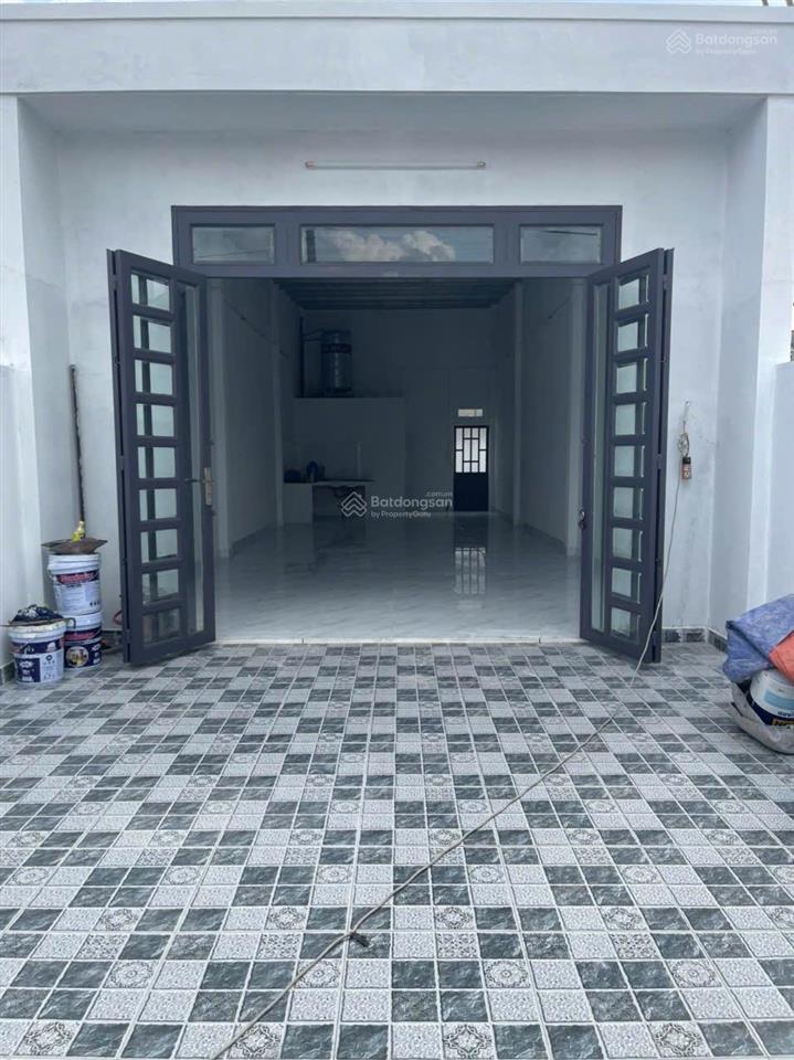 Bán nhà shr 5x22, hoàn công cấp 4, kế bên đường vĩnh lộc. xe hơi vô nhà