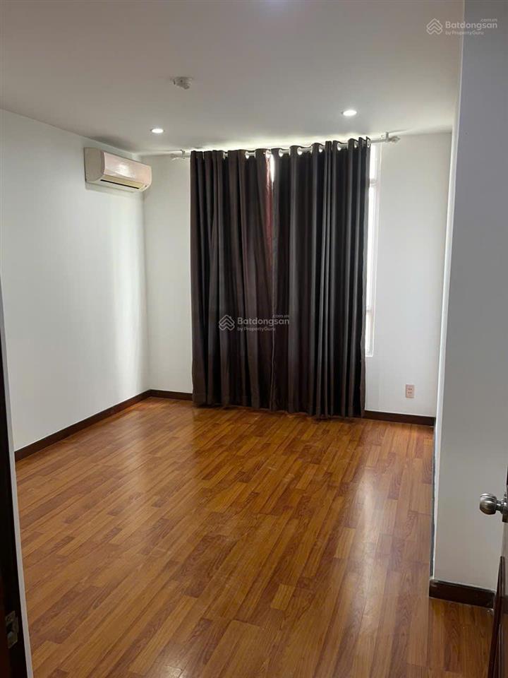Bán căn hộ giai việt samland, dt115m2, 3pn, 2wc, nội thất, sổ hồng, giá 5.4 tỷ.  0906 788 *** thắm.