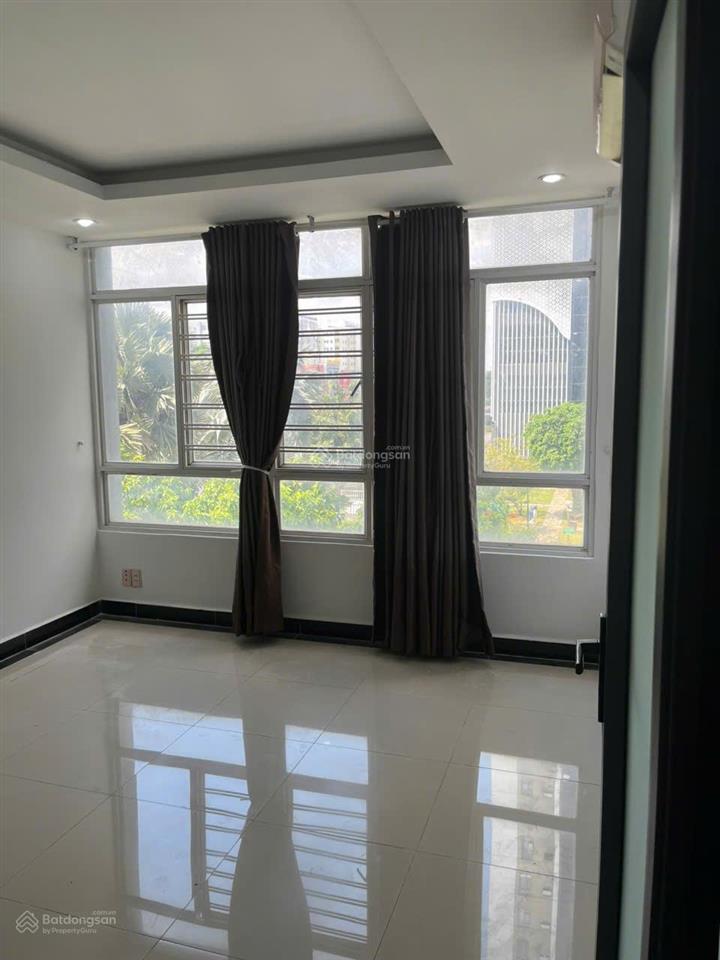 Bán căn hộ giai việt samland, dt115m2, 3pn, 2wc, nội thất, sổ hồng, giá 5.4 tỷ.  0906 788 *** thắm.