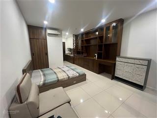 Cho thuê căn hộ central premium, dt37m2, 1pn, 1wc, có nội thất, nhà sạch, giá 9tr/th.  0906 788 ***
