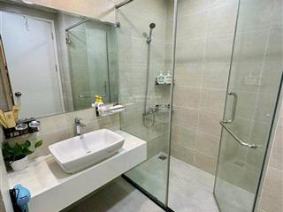 Cho thuê căn hộ central premium, dt 31m2, có một số nội thất, giá 7.5tr/th.  0906 788 ***  thắm