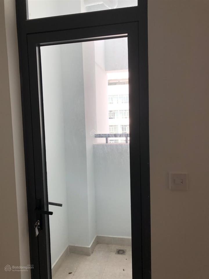 Bán căn hộ central premium, dt 70m2, 2pn, 2wc, nhà trống, view đẹp, giá 4.2 tỷ.  0906 788 ***