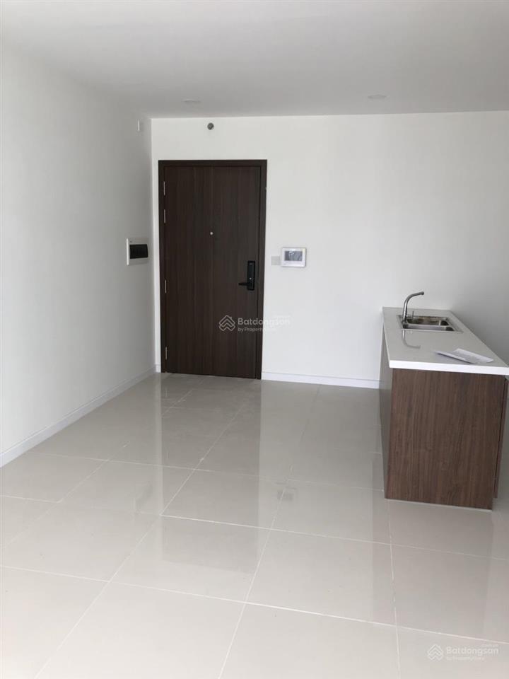 Bán căn hộ central premium, dt 70m2, 2pn, 2wc, nhà trống, view đẹp, giá 4.2 tỷ.  0906 788 ***