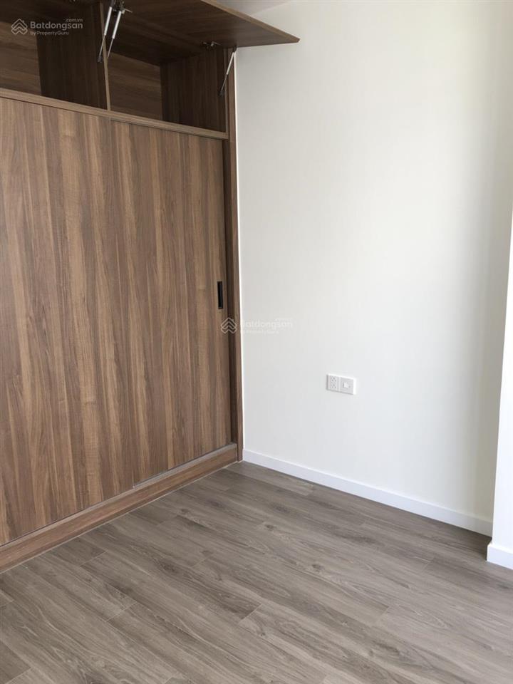 Bán căn hộ central premium, dt 70m2, 2pn, 2wc, nhà trống, view đẹp, giá 4.2 tỷ.  0906 788 ***