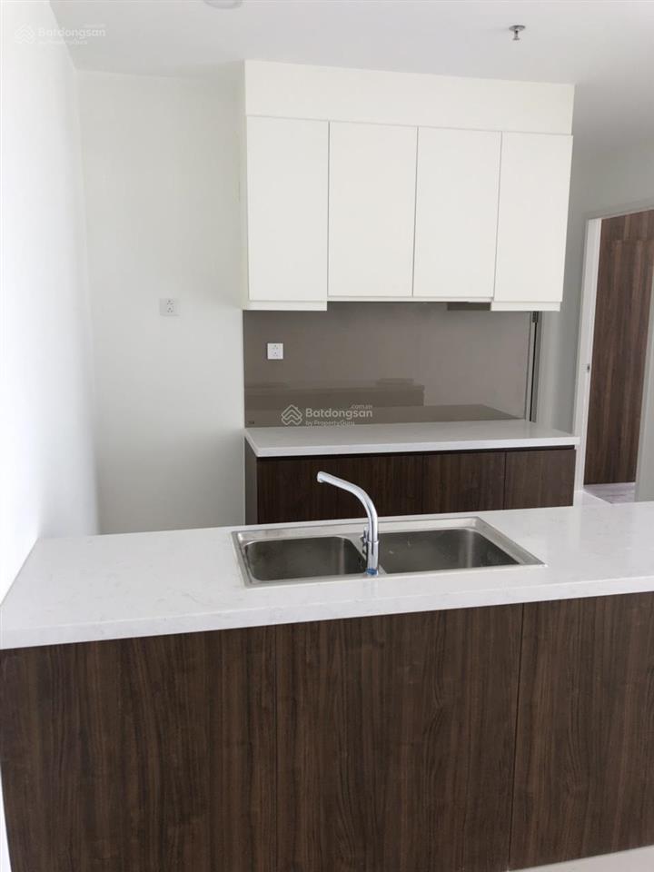 Bán căn hộ central premium, dt 70m2, 2pn, 2wc, nhà trống, view đẹp, giá 4.2 tỷ.  0906 788 ***
