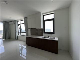 Bán căn hộ central premium off, dt 44m2, 1wc, tầng cao, căn góc, giá bán 3 tỷ, xem nhà 0906 788 ***