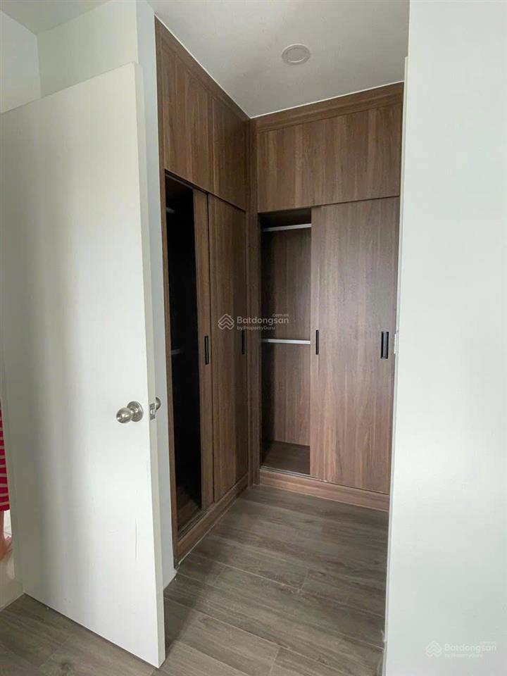 Bán căn hộ central premium, dt 87m2, 3pn, 2wc, nhà trống, view đẹp, giá 6 tỷ.  0906 788 ***  thắm