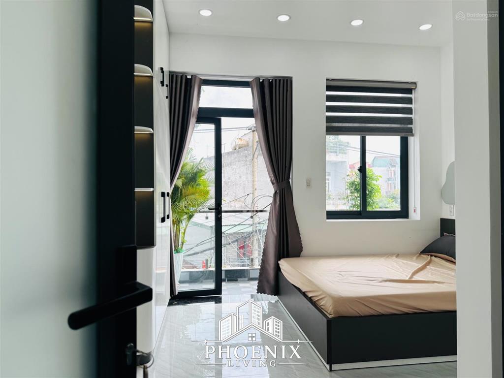 Cho thuê chdv ban công full nội thất 40m²  gần công viên phần mềm