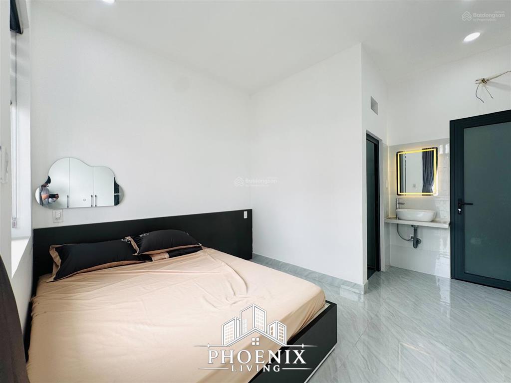 Cho thuê chdv ban công full nội thất 40m²  gần công viên phần mềm