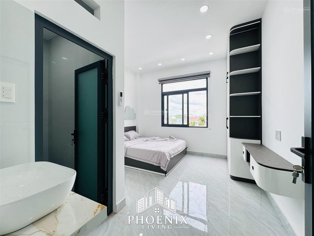Cho thuê chdv ban công full nội thất 40m²  gần công viên phần mềm