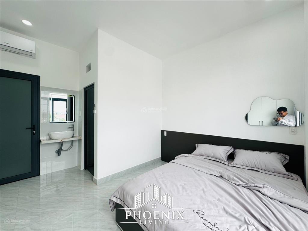 Cho thuê chdv ban công full nội thất 40m²  gần công viên phần mềm
