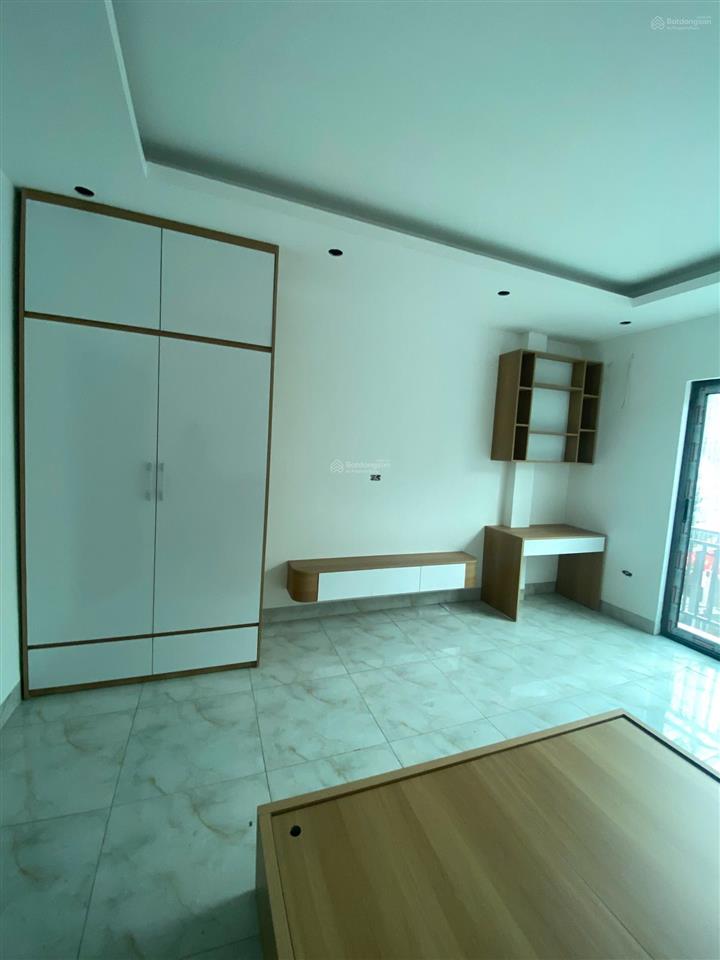 Nhà 4 tầng 45m2 trục chính kinh doanh ô tô chạy thông, 5p đi xe ra cầu mai lĩnh ql6