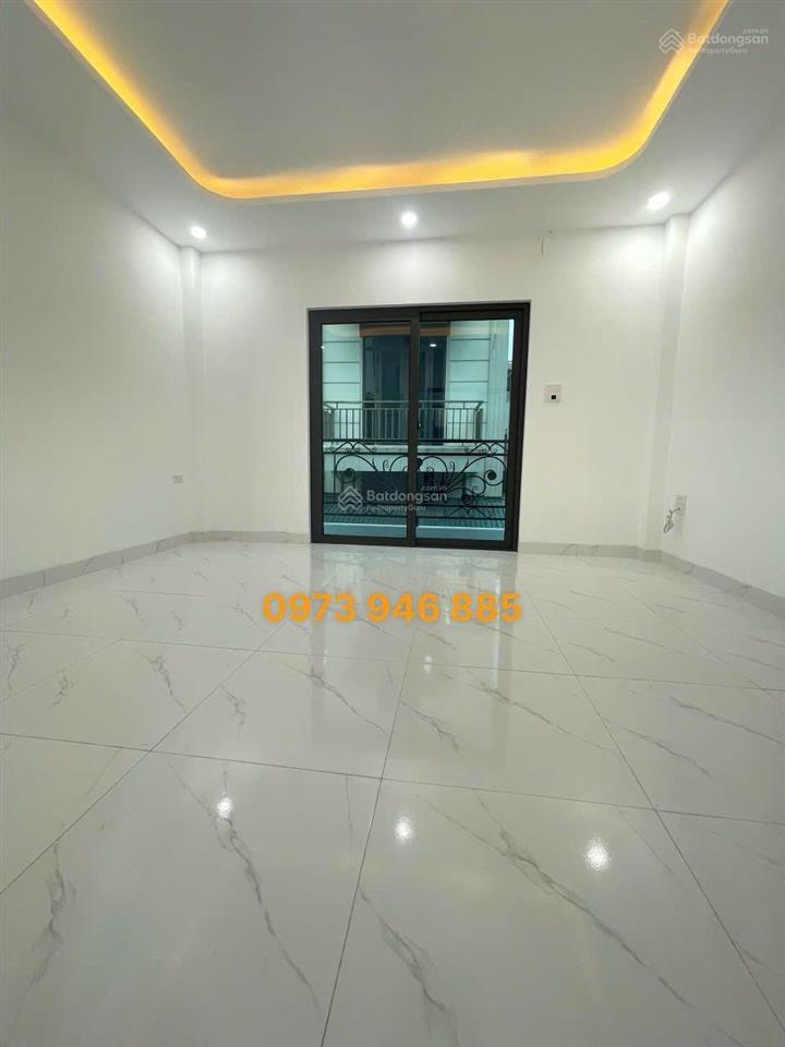Cẩn bán gấp nhà xây đơn lập, 52m2 nhà thoáng trước và sau, trường chợ cực gần