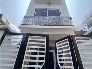 Nhà siêu rộng 54m2 có 3 phòng ngủ rộng tại biên giang, hà đông