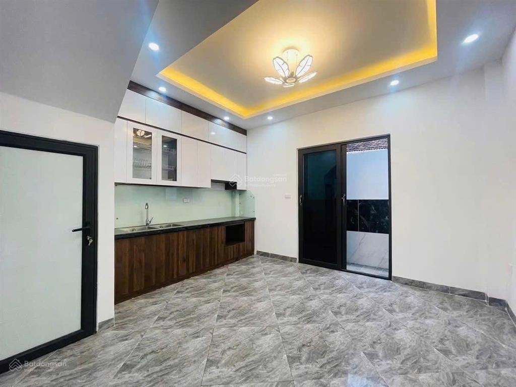 Siêu rộng nhà dân xây kiên cố 3,5 tầng 5 phòng ngủ, dt 85m2 tại yên quán tân phú, giá chỉ 3 tỷ980
