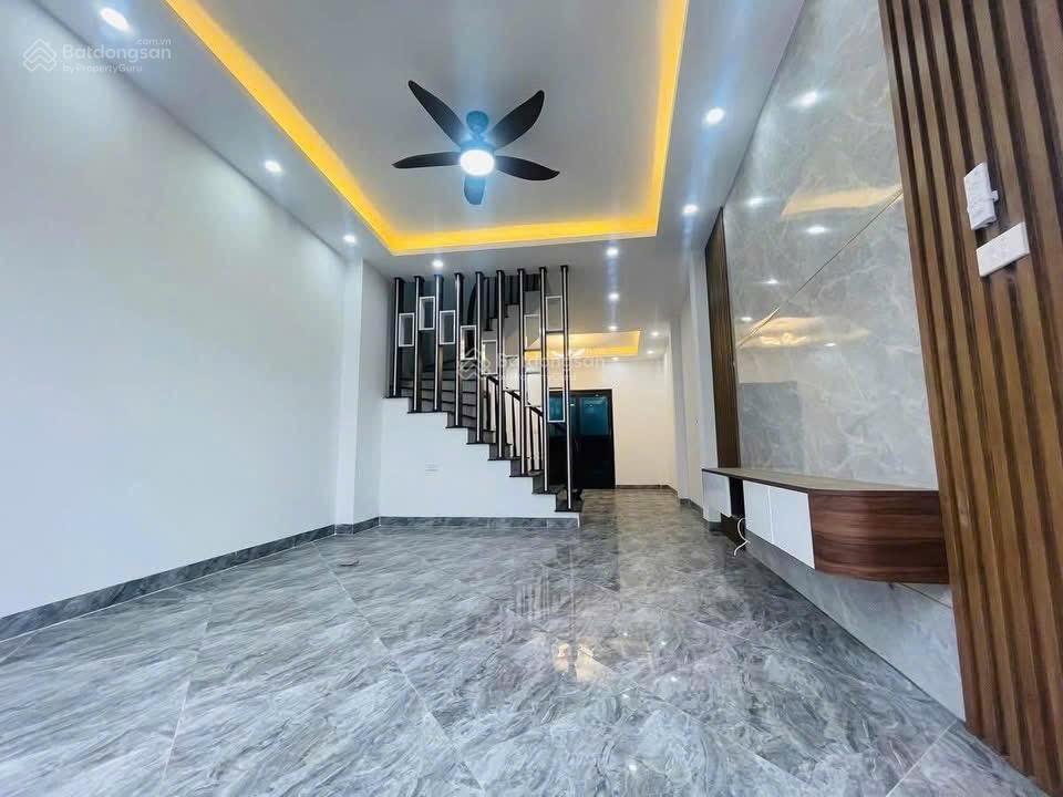 Siêu rộng nhà dân xây kiên cố 3,5 tầng 5 phòng ngủ, dt 85m2 tại yên quán tân phú, giá chỉ 3 tỷ980