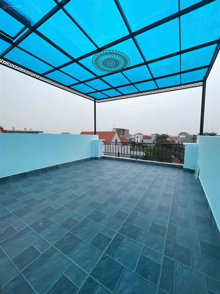 Giảm sâu cần bán gấp nhà đơn lập  4 tầng  dt 40m2  ô tô đỗ cửa sát vành đai 4.