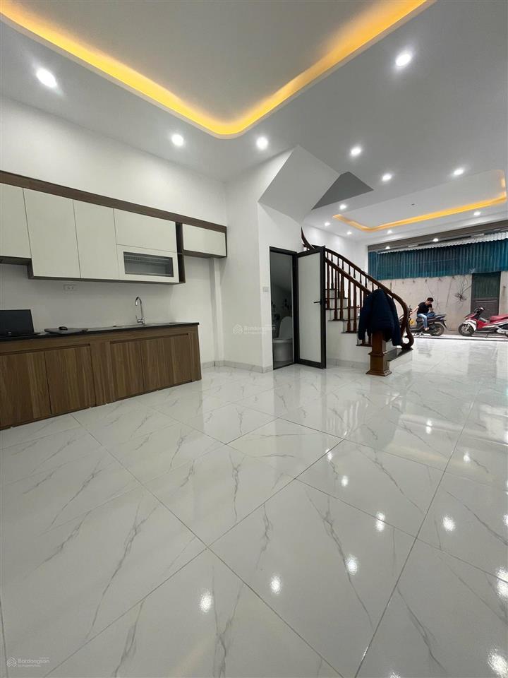 Giá đầu tư xây đơn lập chắc chắn có sân sau 47m2, ngay đại lộ tl.