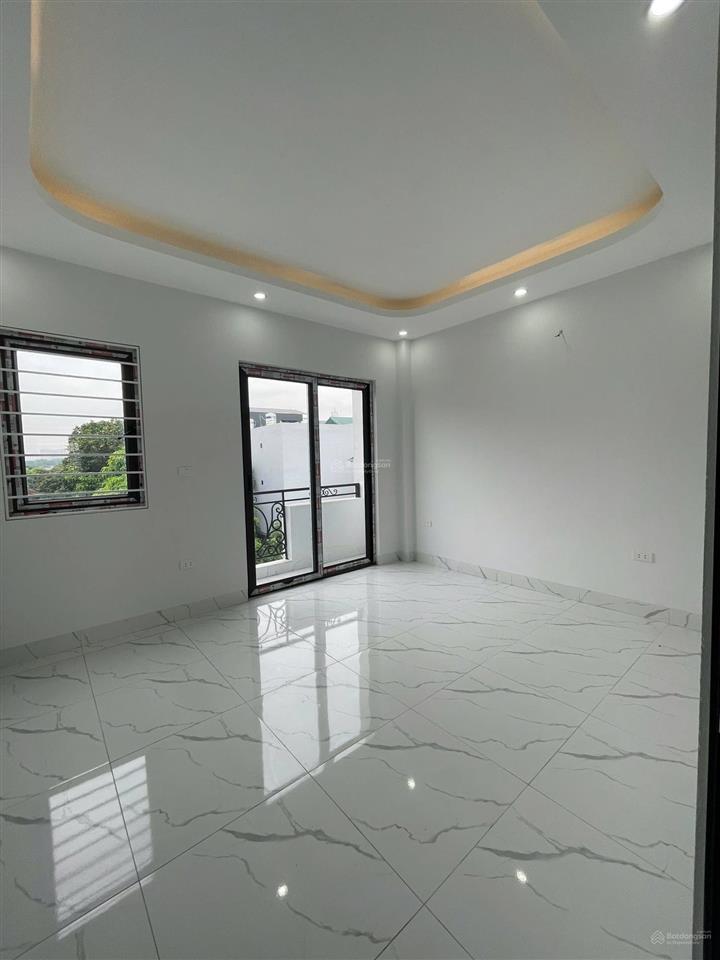 Nhà 4 tầng đường siêu rộng, thiết kế gara ô tô, cách đại lộ tl 350m.