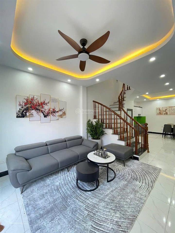 Em cần bán gấp nhà tình lam đại thành, 42m2 ô tô đỗ trước nhà, cách khu đô thị đô nghĩa 3km