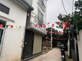 Em cần bán gấp nhà tình lam đại thành, 42m2 ô tô đỗ trước nhà, cách khu đô thị đô nghĩa 3km