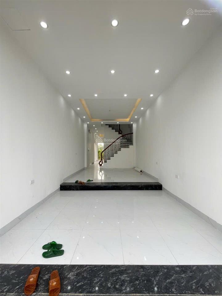 Nhà 4 tầng, 48m2 xây độc lập kinh doanh vô tư  ô tô để trong nhà  ngay vành đai 4  đại lộ tl