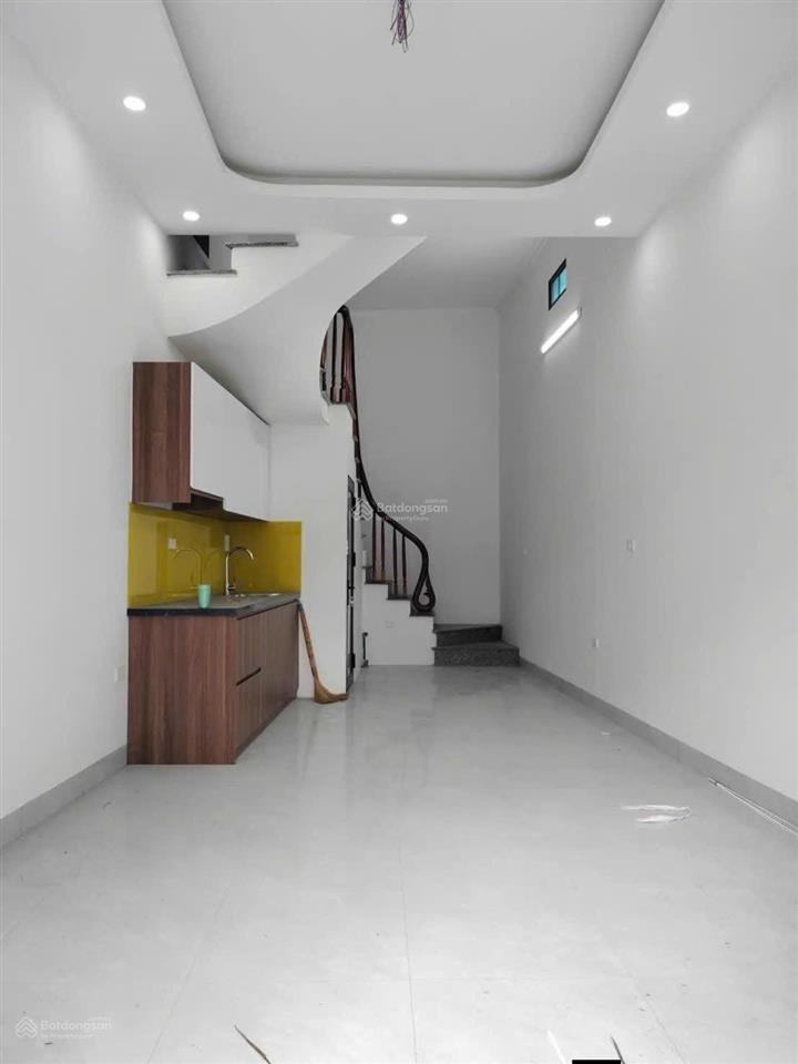 Siêu rẻ nhà 42m2 xây đơn lập chắc chắn. ô tô đỗ cửa. quyết tiến vân côn ngay đại lộ tl